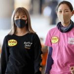 山崎小葉音選手（左）と上田紗奈選手（右）