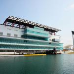 ボートレースまるがめのスタンド棟