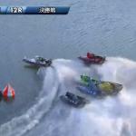 優勝戦の第1ターンマーク争い