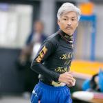 走りだす松井選手