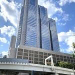 「最競艇国」の所在地である新宿パークタワーの外装