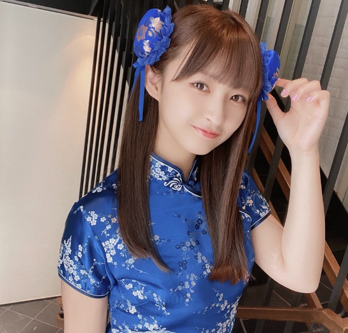 チャイナドレスの松本日向
