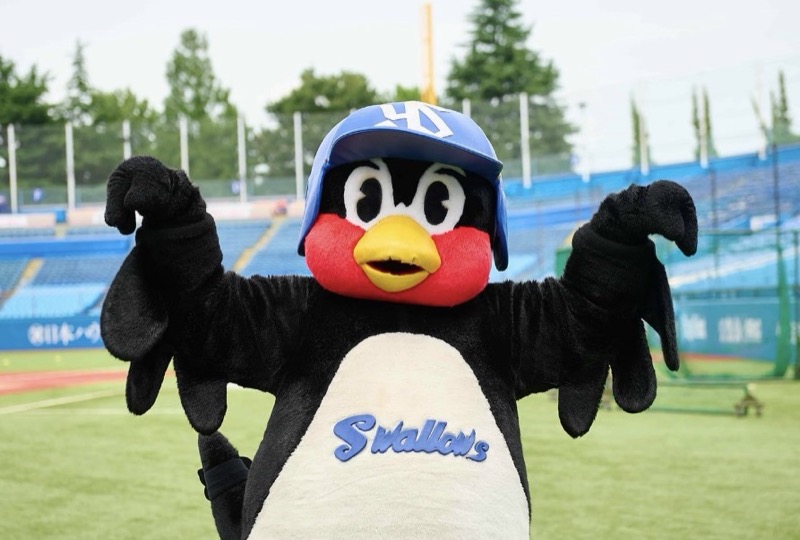 ボートレース浜名湖のキャラクター・スワッキーと似ているつば九郎