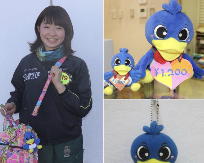 ボートレース浜名湖のキャラクター・スワッキーをつける柴田百恵