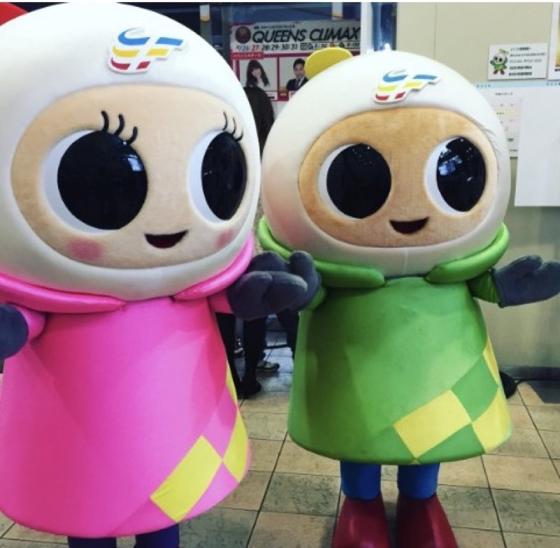 ボートレース福岡のキャラクター・ペラ坊とペラ美